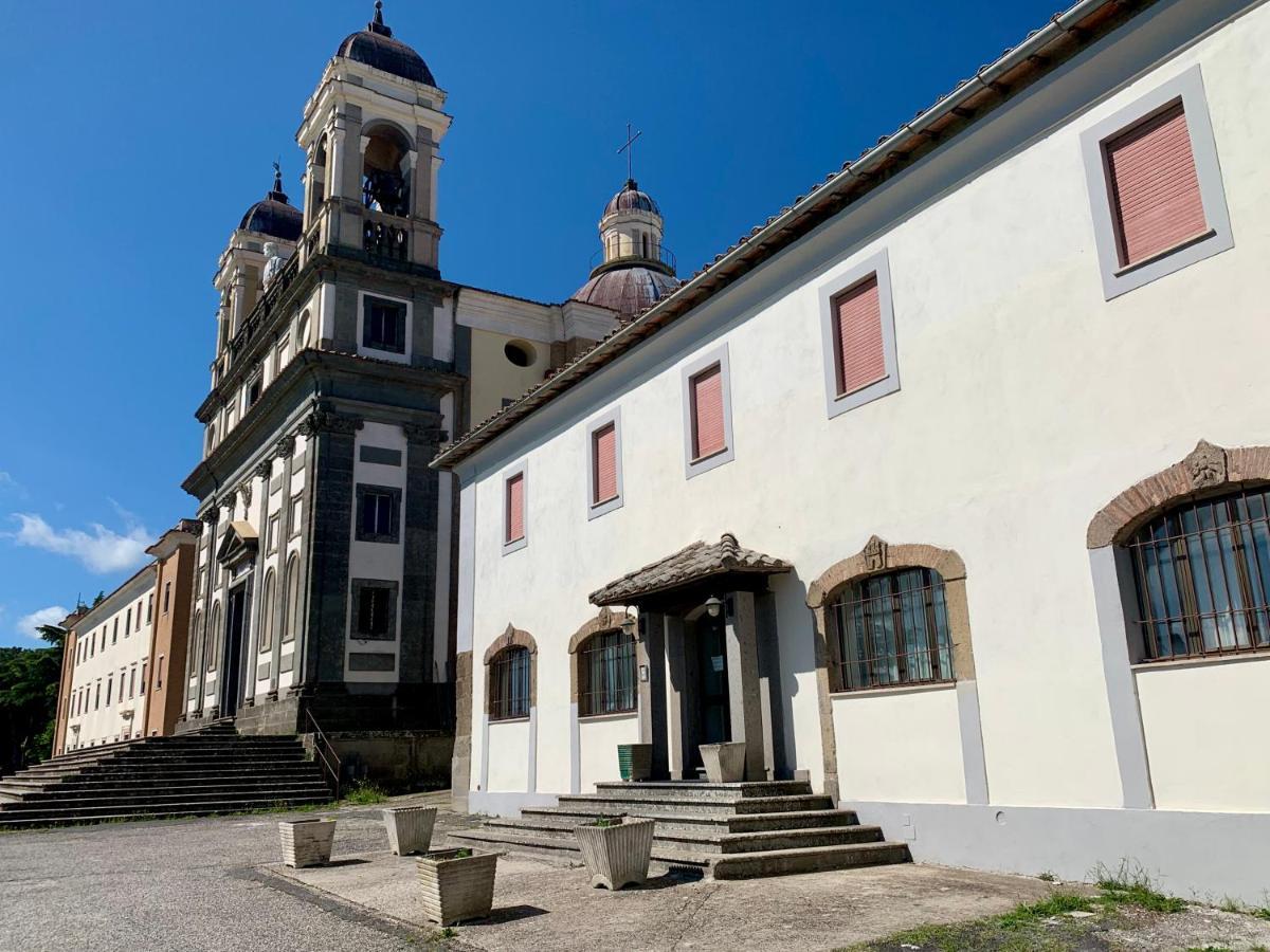 Monastero San Vincenzo - Casa Per Ferie Hotel Bassano Romano Bagian luar foto