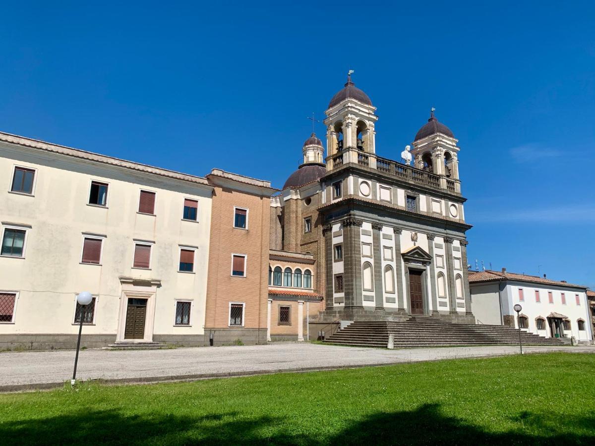 Monastero San Vincenzo - Casa Per Ferie Hotel Bassano Romano Bagian luar foto